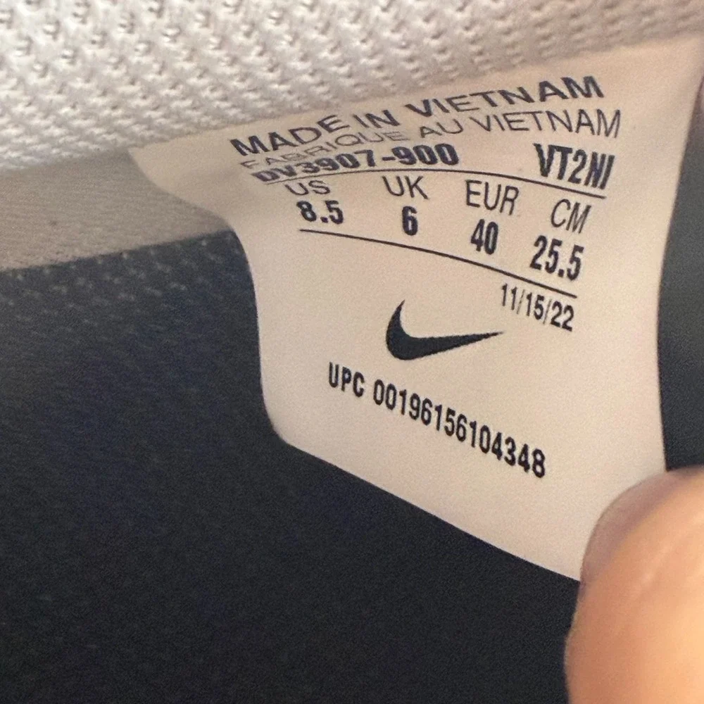 Size 8.5 Nike ID Air Force 1 Low Black Gray White Womens Sneakers DV3907-900